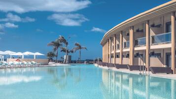 Indoor pool, 2 outdoor pools, pool umbrellas, sun loungers
