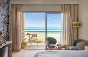 Star Prestige Double Sea View | Minibar, in-room safe, desk, blackout drapes