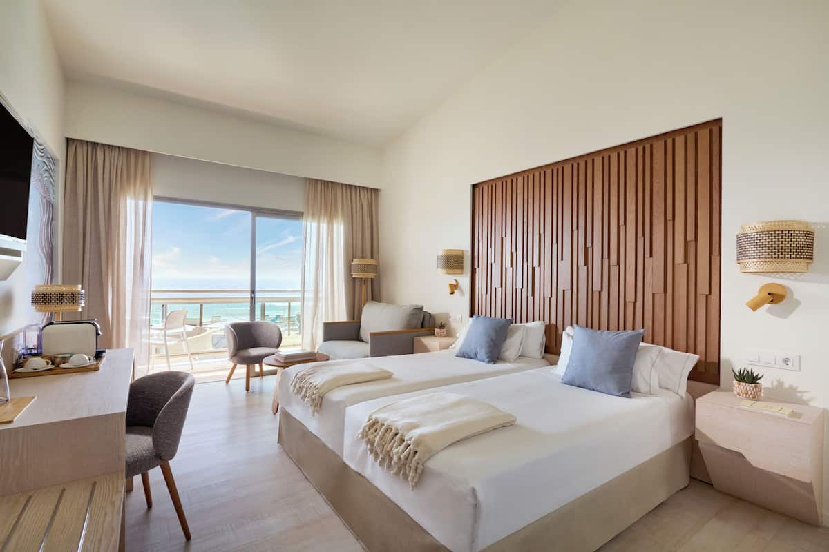 Minibar, in-room safe, desk, blackout curtains