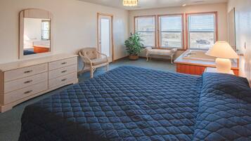 1 bedroom, iron/ironing board (on request), free WiFi, bed sheets