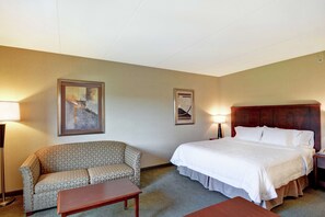 標準客房 | 客廳 | 55 吋平面電視連有線電視頻道、電視