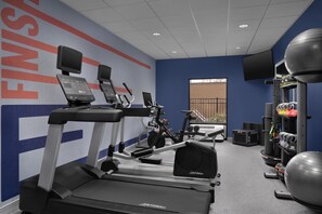 Fitness facility - Hampton Inn Crossville (Crossville)