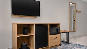 Desk, blackout drapes, iron/ironing board, free WiFi