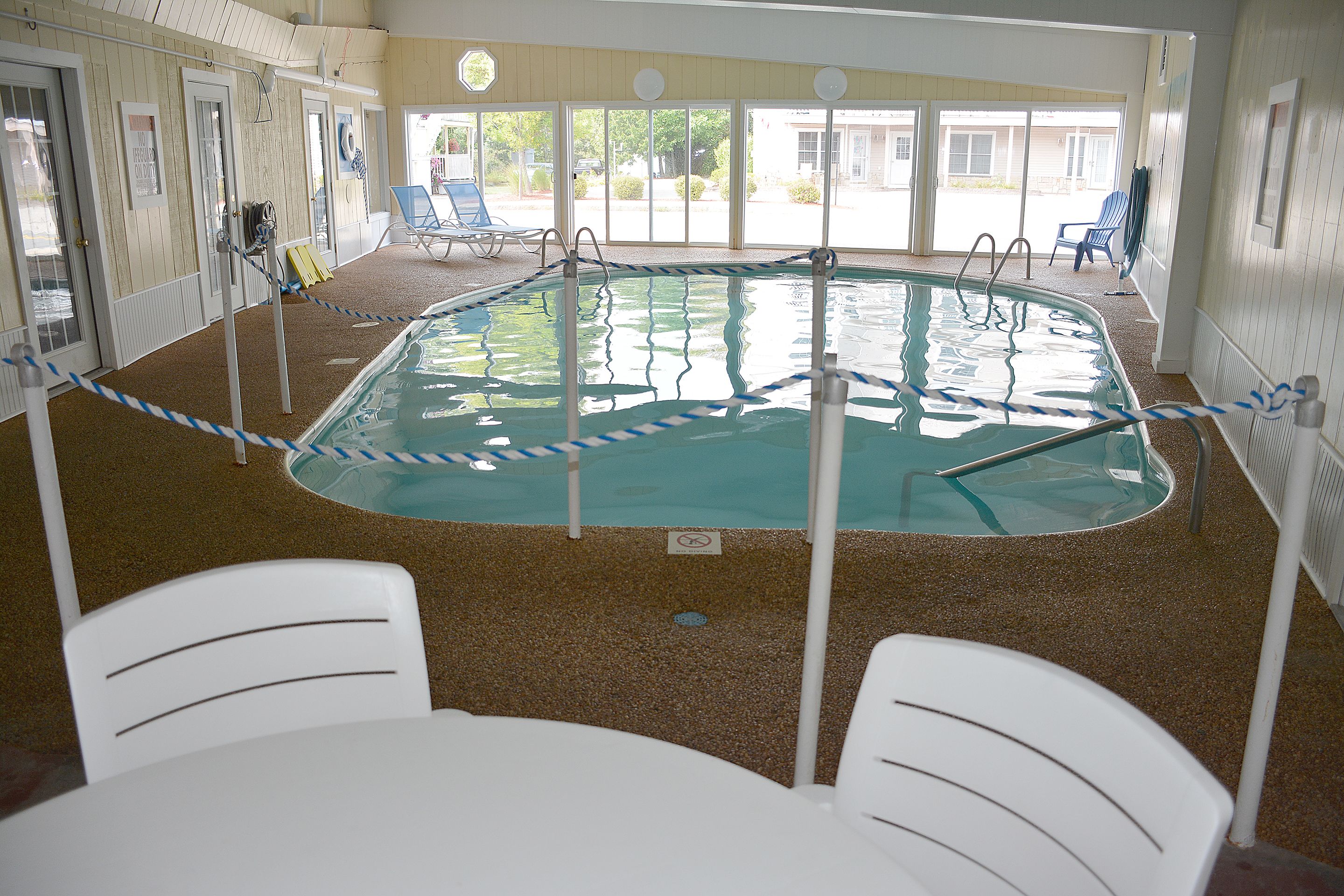 Indoor pool, seasonal outdoor pool