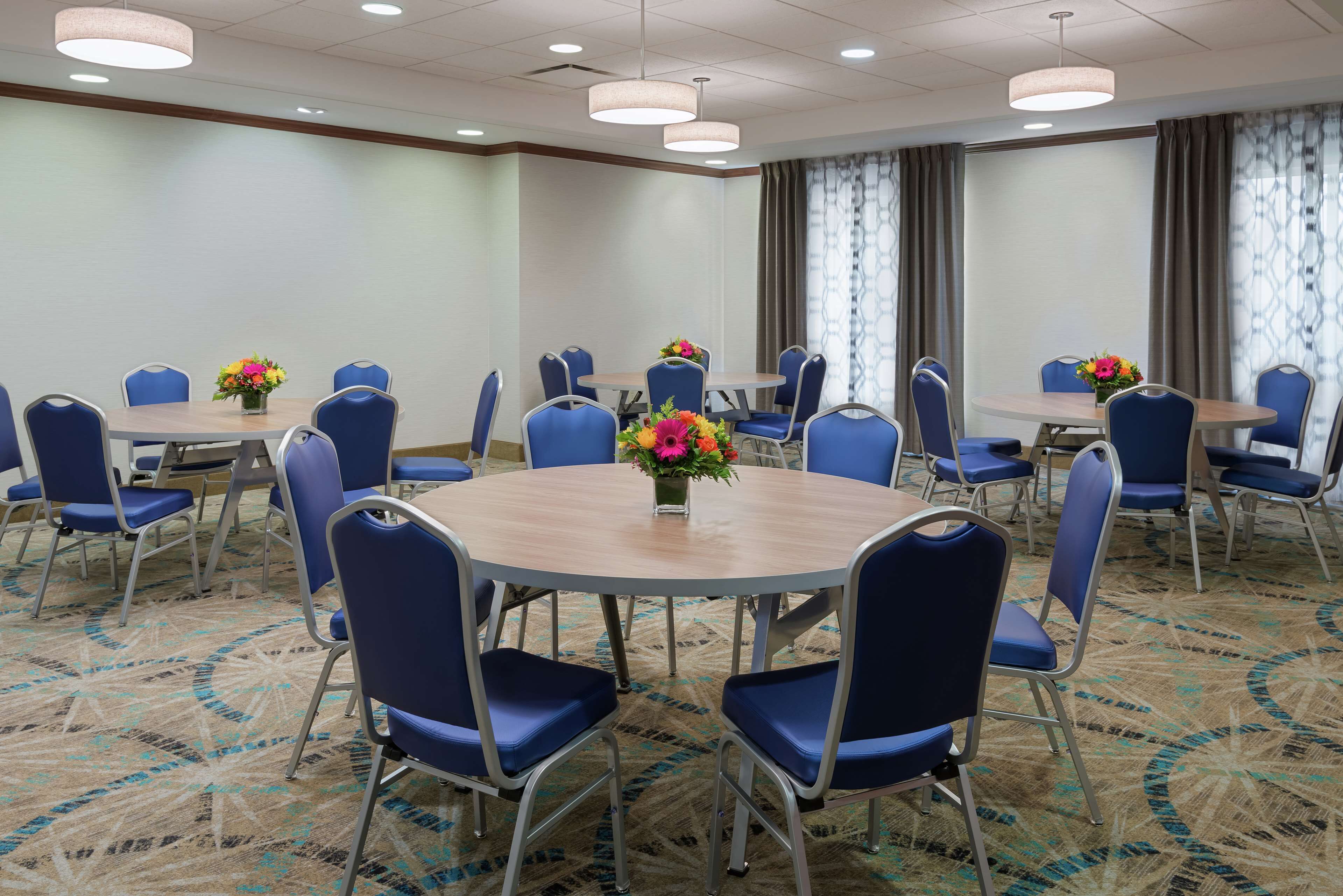 Photo - Homewood Suites by Hilton Cleveland-Beachwood