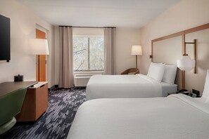 In-room safe, desk, rollaway beds, free WiFi - Fairfield Inn & Suites by Marriott Rome (Rome)