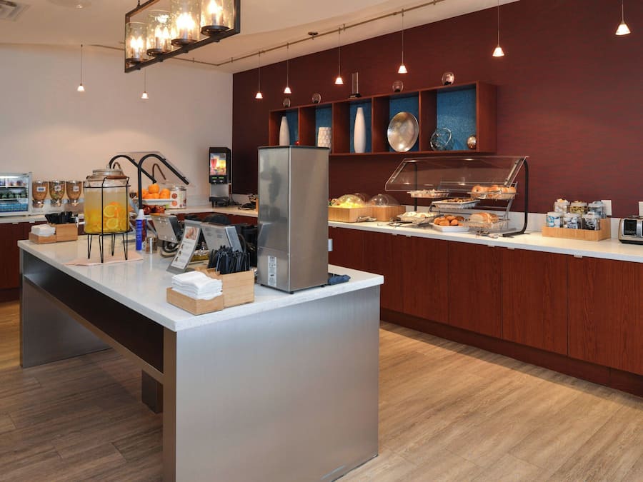 Free daily buffet breakfast