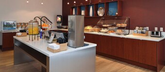 สปริงฮิลล์สวีทส์ บายแมริออท สนามบินโอคลาโฮมาซิตี้