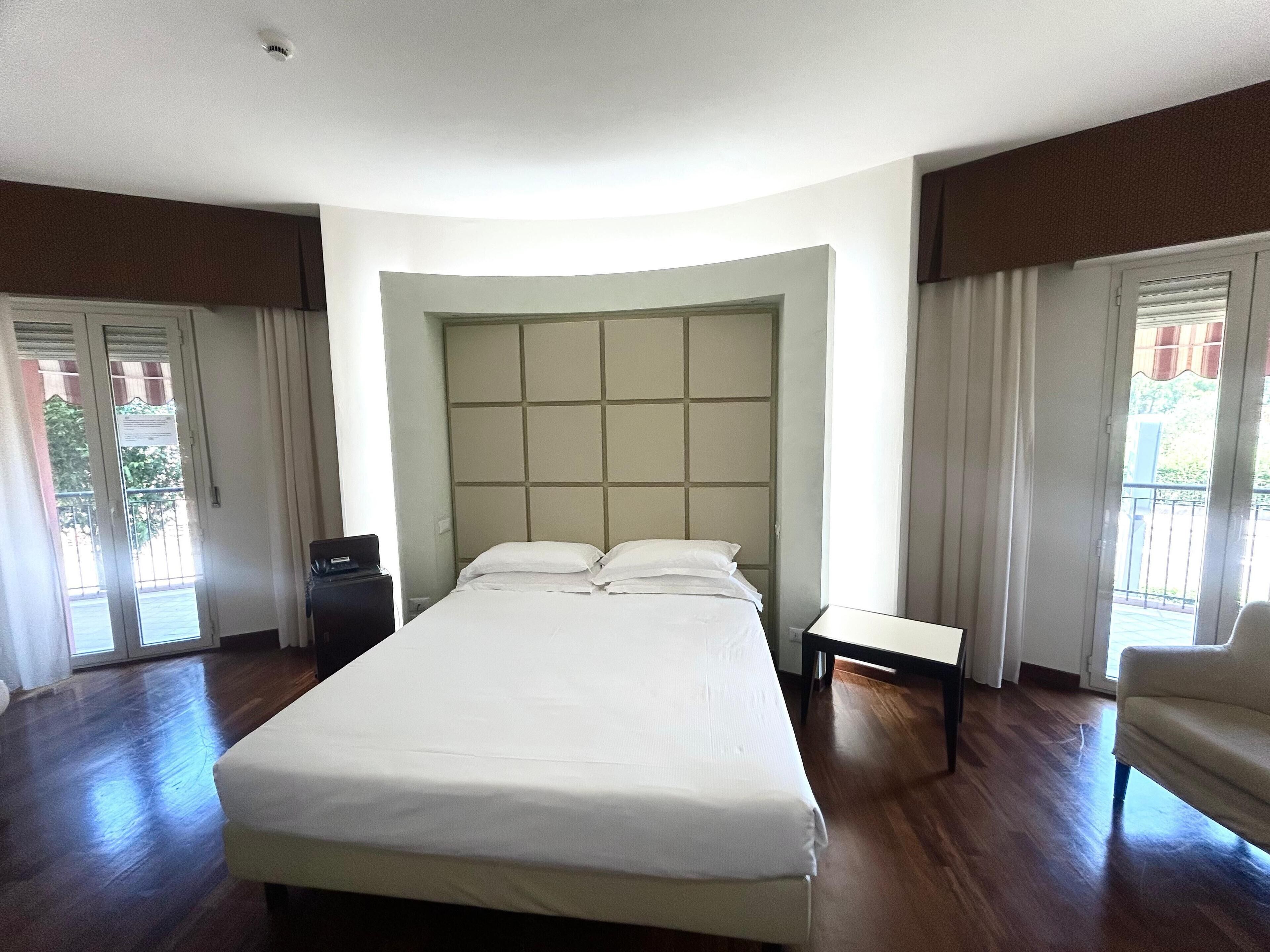 Junior-Suite, 1 King-Bett (with Single Sofabed)