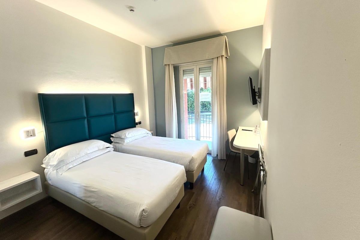 Minibar, in-room safe, desk, blackout curtains