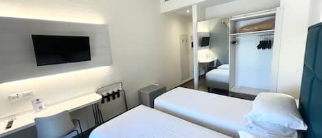 Classic Room, 2 Single Beds