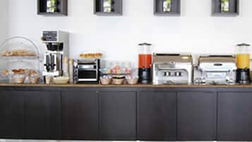 Petit déjeuner buffet compris tous les jours