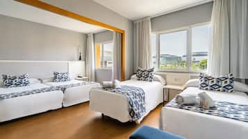 Minibar, coffres-forts dans les chambres, Wi-Fi gratuit, draps fournis