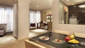 Combined shower/bathtub, rainfall showerhead, hair dryer, bathrobes