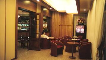 Bar lounge