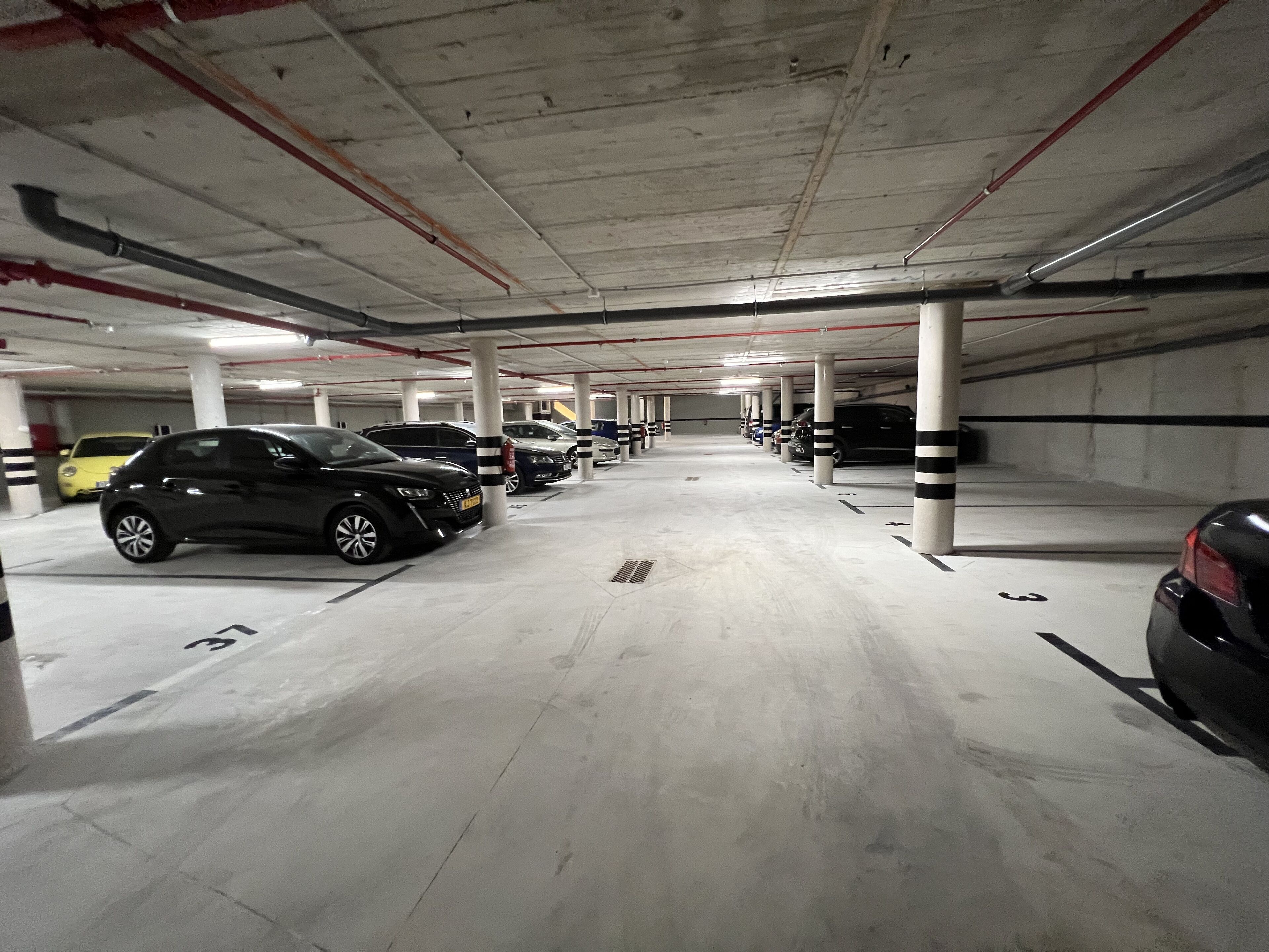 self-parking (surcharge) 21 per day