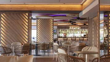 2 bares, bar en la azotea