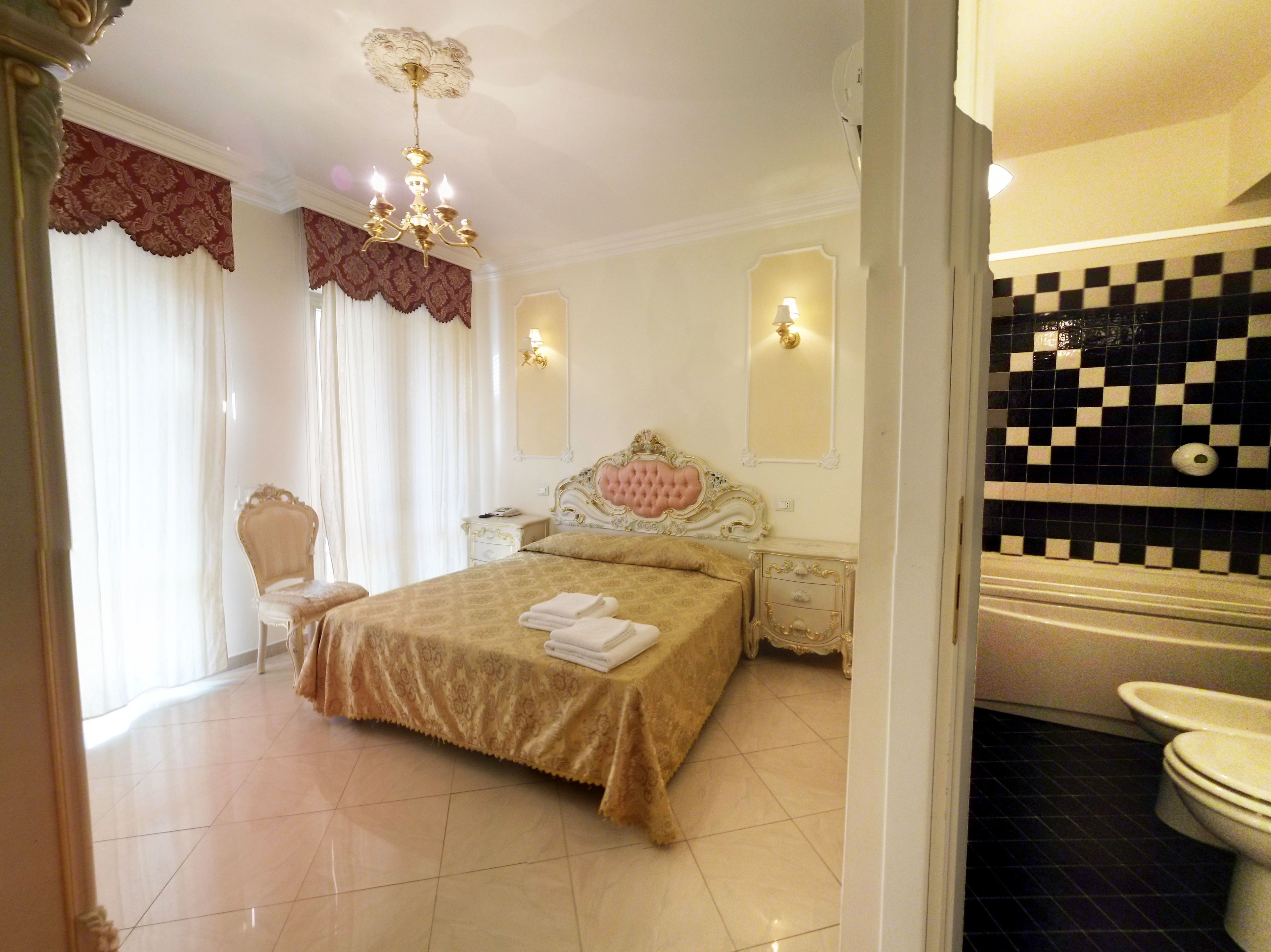 Photo - Colosseo Rooms Imperial Rome