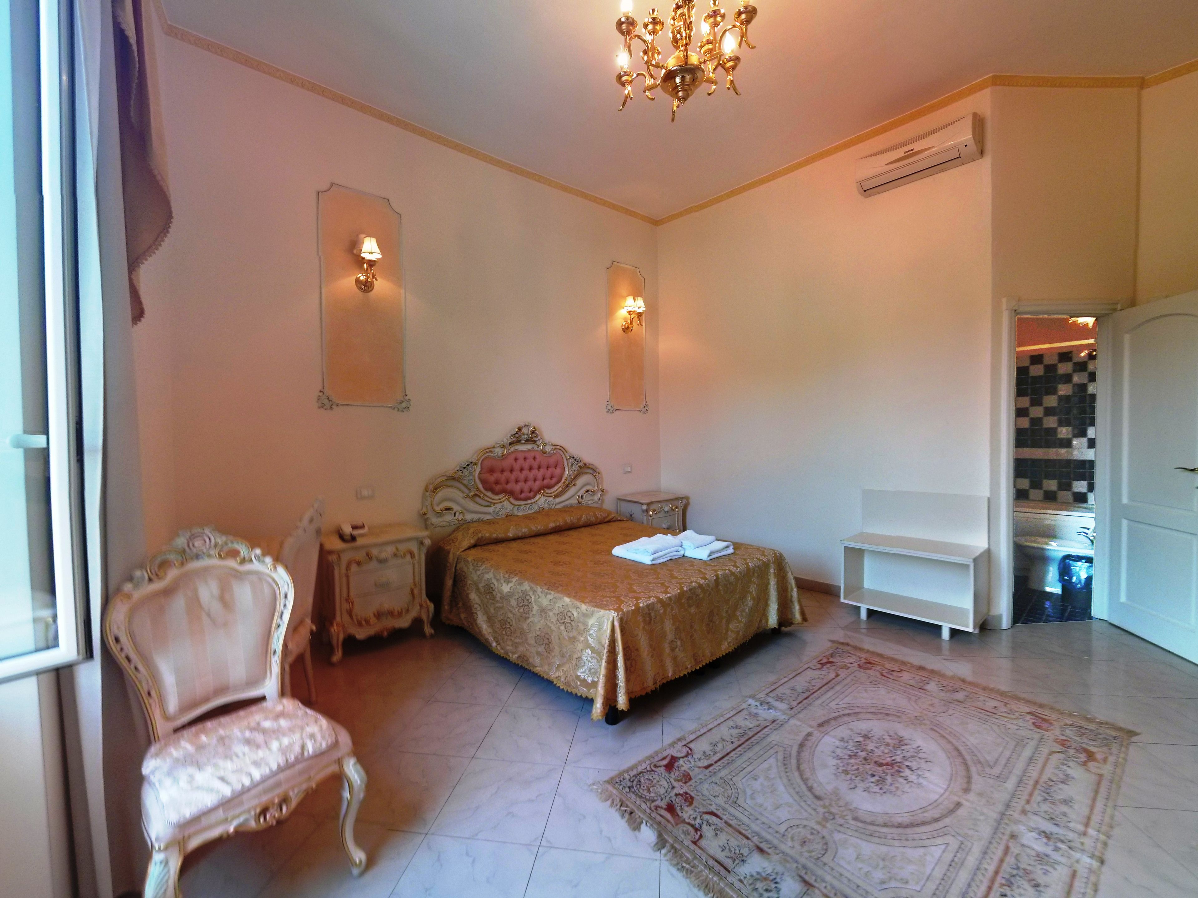 Photo - Colosseo Rooms Imperial Rome