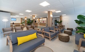 Reception - Medplaya Hotel Regente (Benidorm)