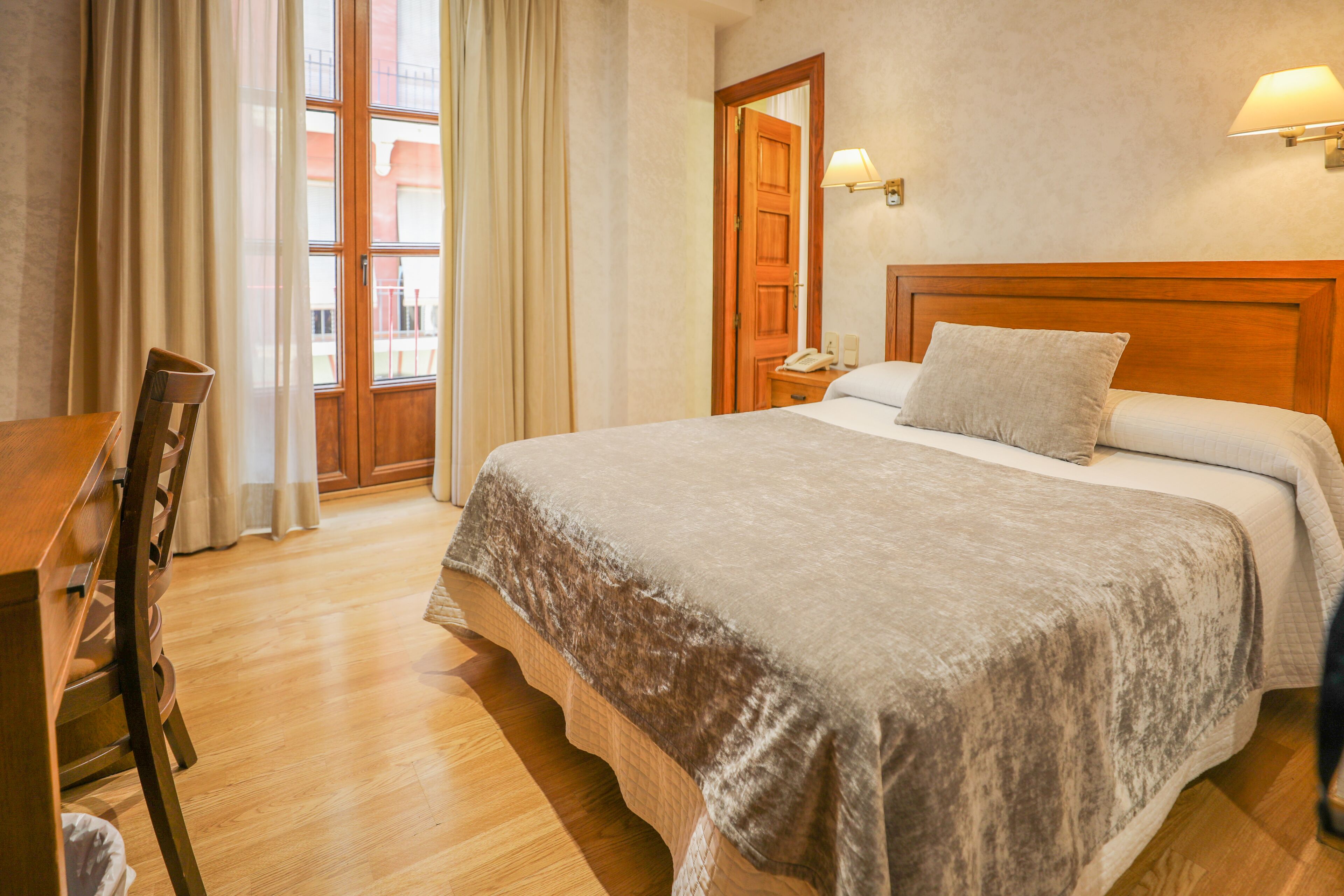 Double Matrimonial room. | Desk, blackout curtains, soundproofing, iron/ironing board