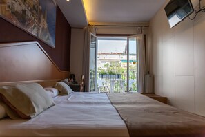 Doppel- oder Zweibettzimmer, Balkon