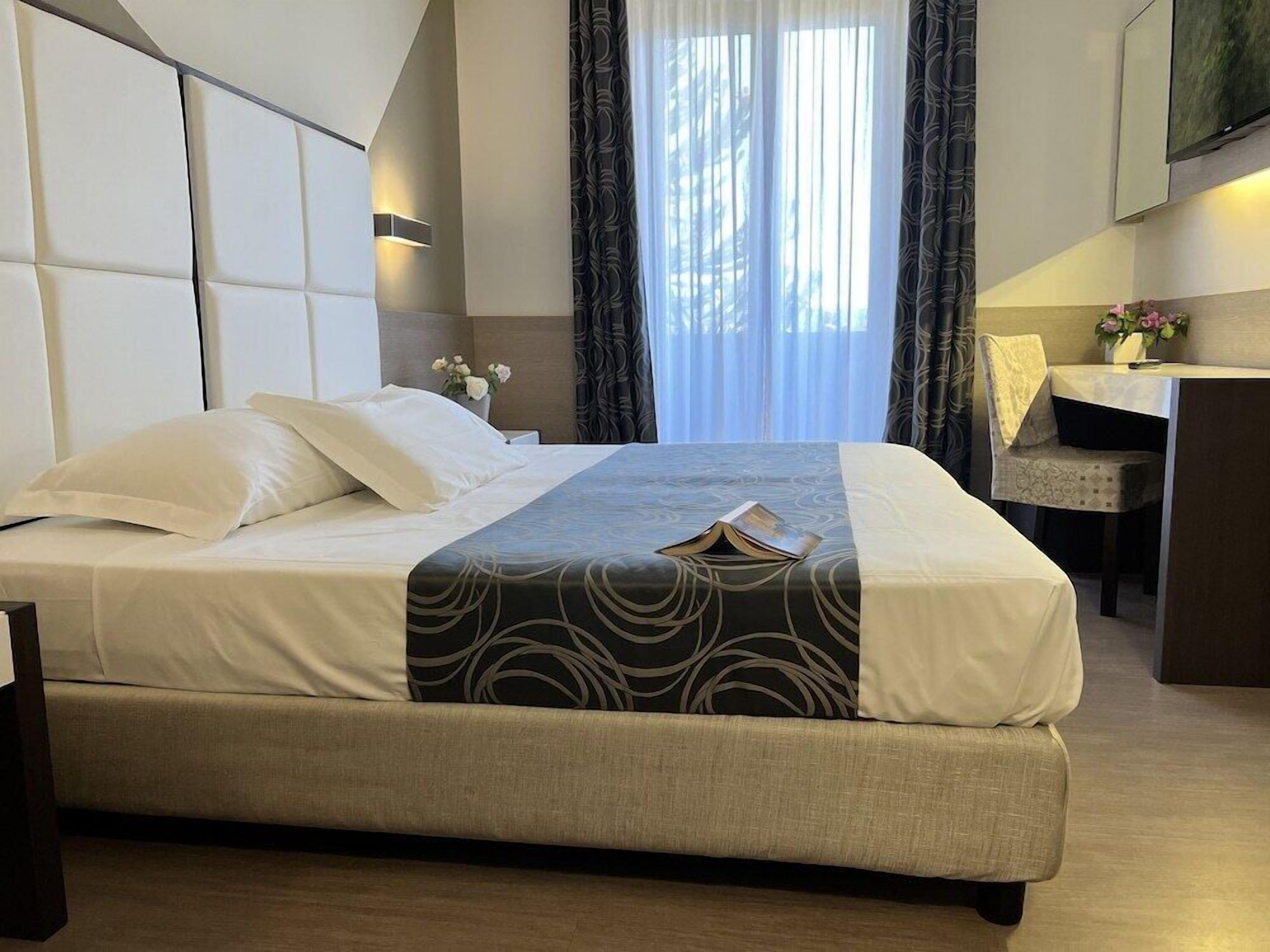 Literie de qualité supérieure, couette en duvet d'oie, minibar