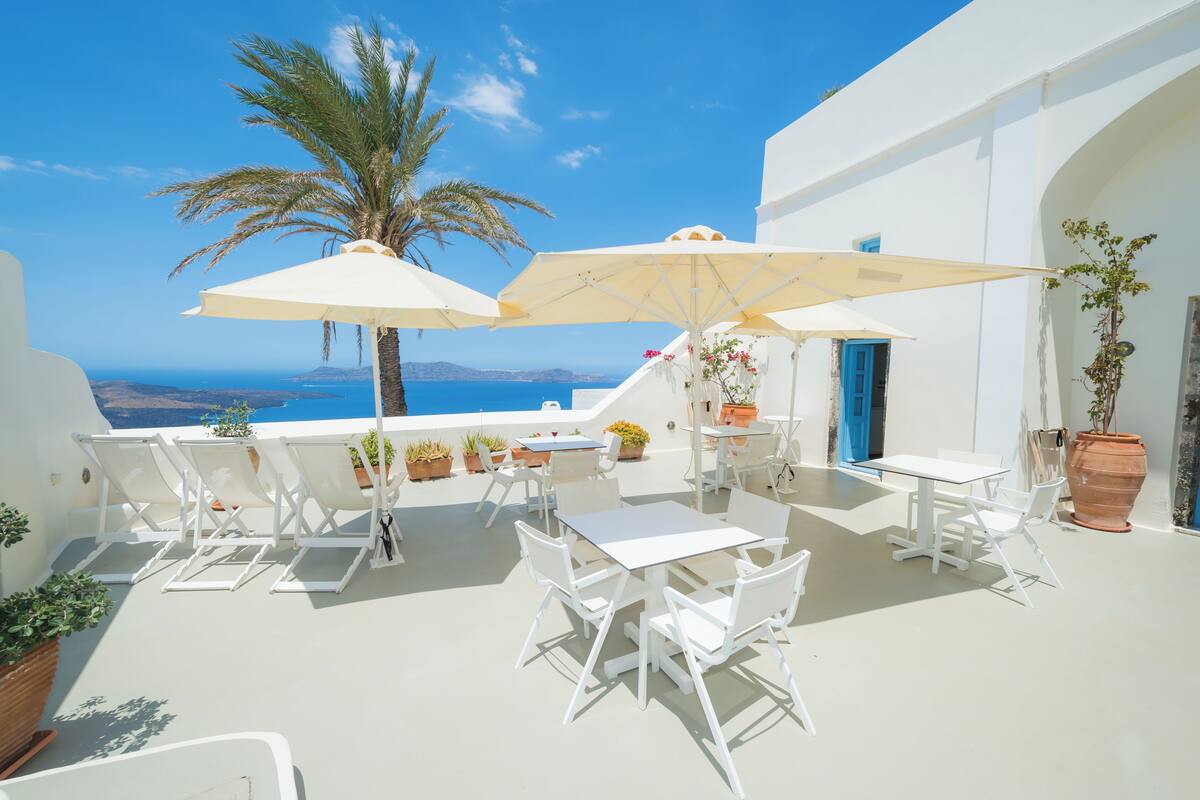 Executive Suite with Caldera View | Ropa de cama de alta calidad, camas con pillow-top y minibar 