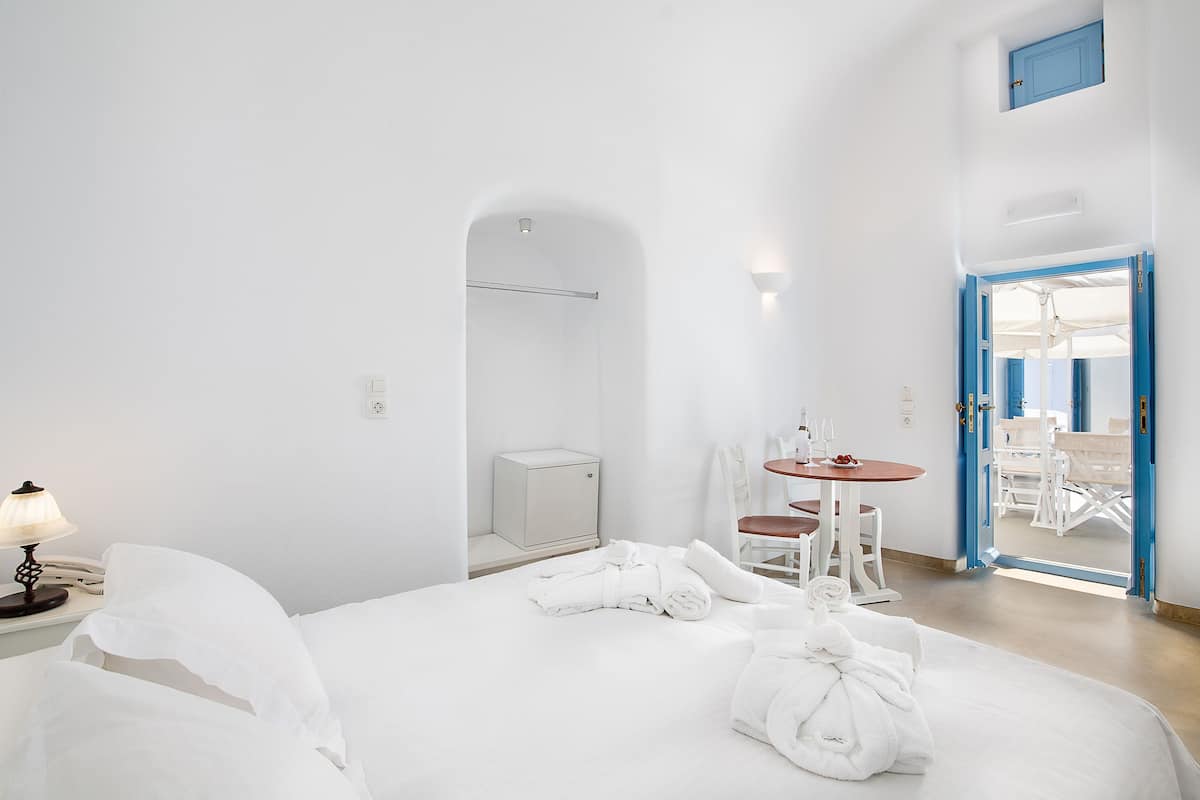 Double Room (Caldera View)