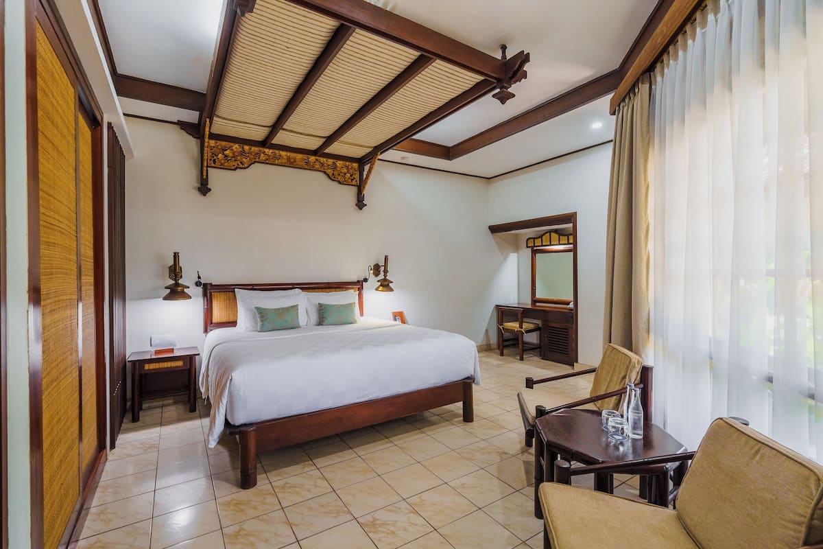 Ocean Facing Cottage | 1 bedroom, minibar, in-room safe, desk