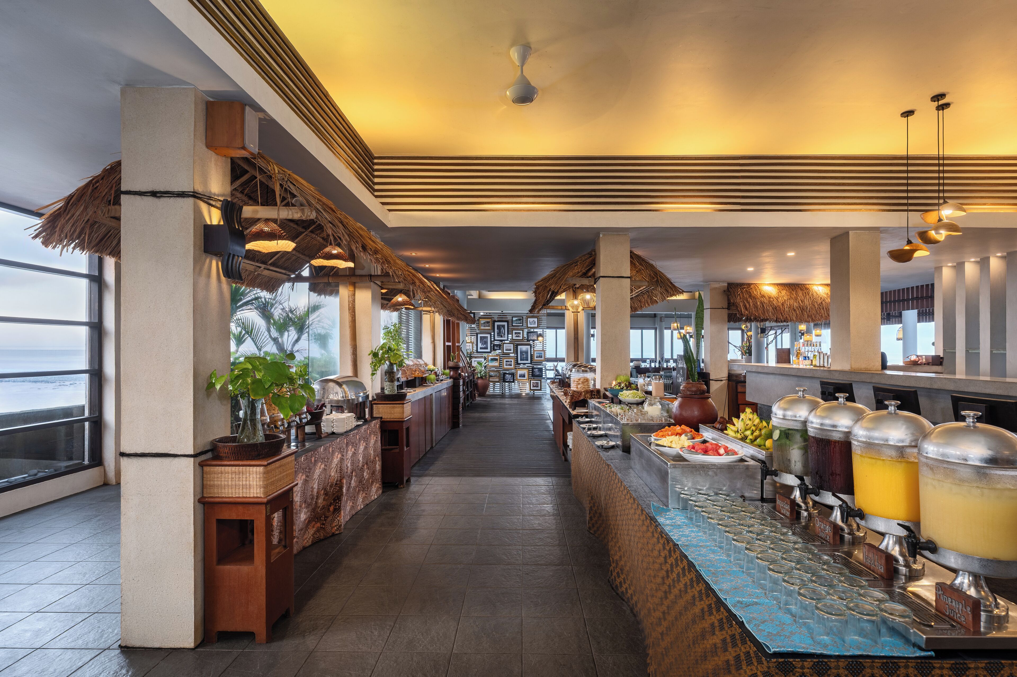 Daily buffet breakfast for a fee