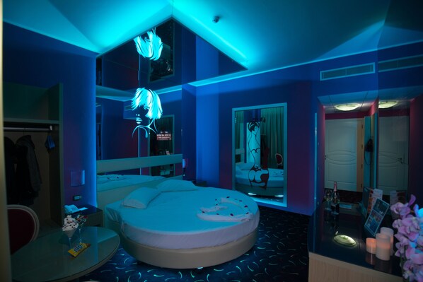 Down duvets, minibar, in-room safe, desk