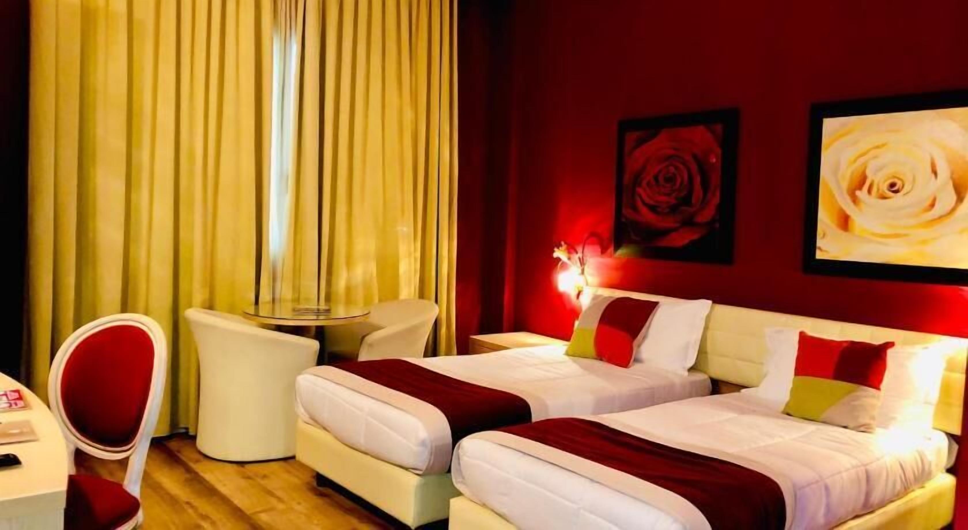 Down comforters, minibar, in-room safe, desk