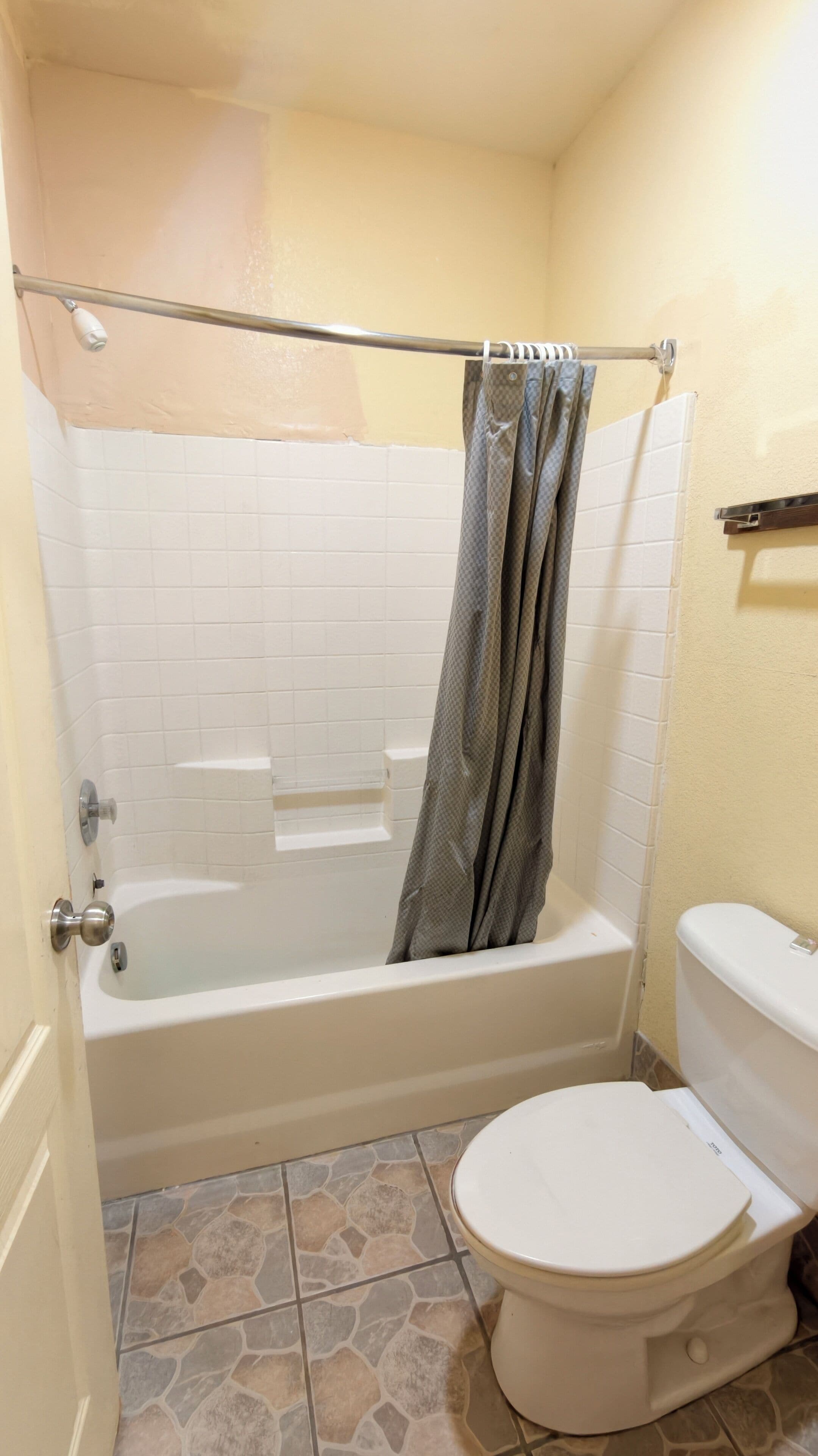 Room, 2 Queen Beds, Non Smoking | Bathroom