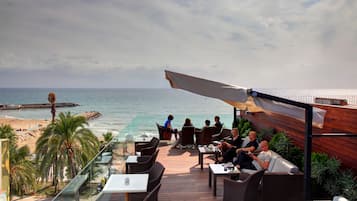 Rooftop bar, ocean views, open daily