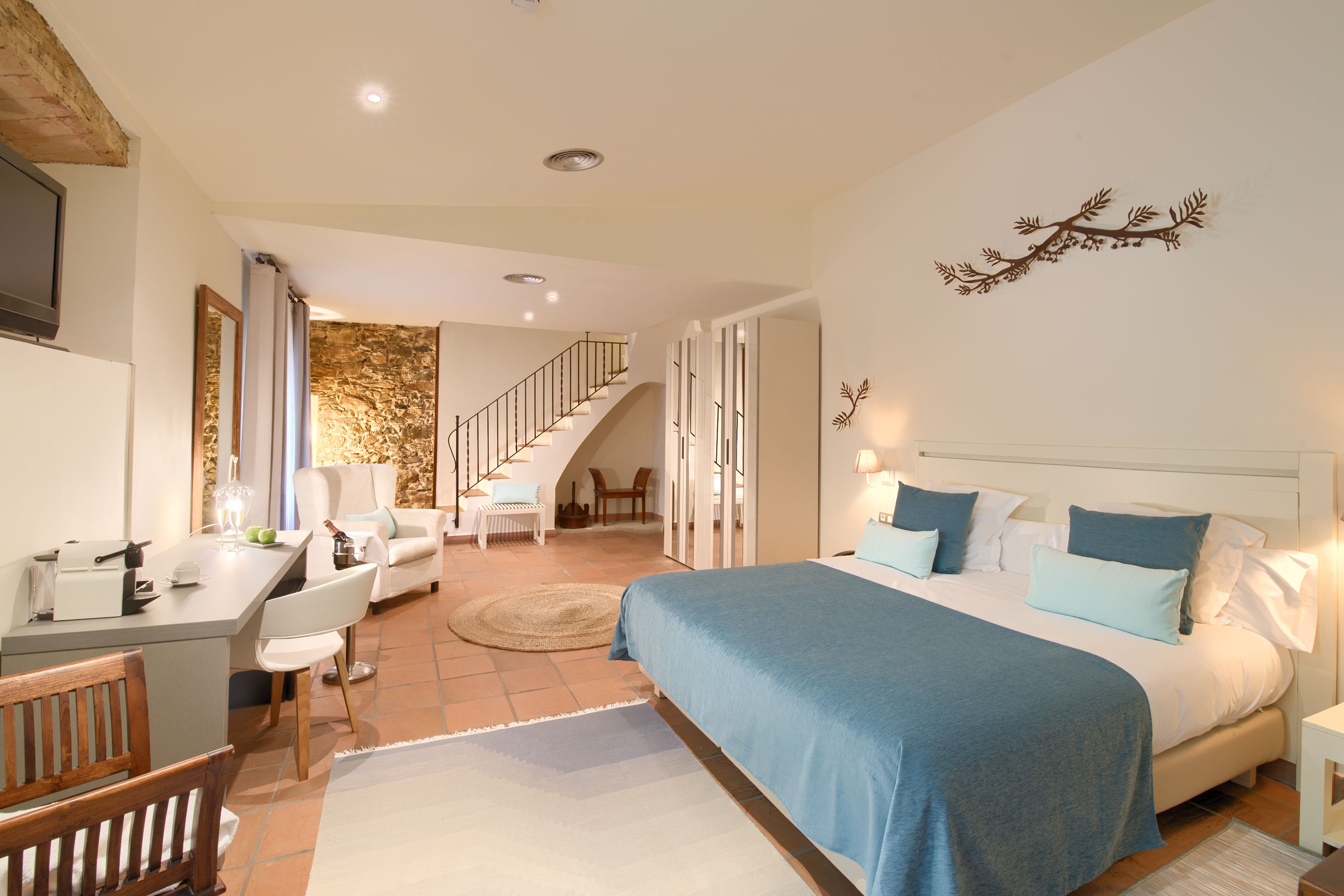 tower room | 1 bedroom, minibar, in-room safe, free wifi