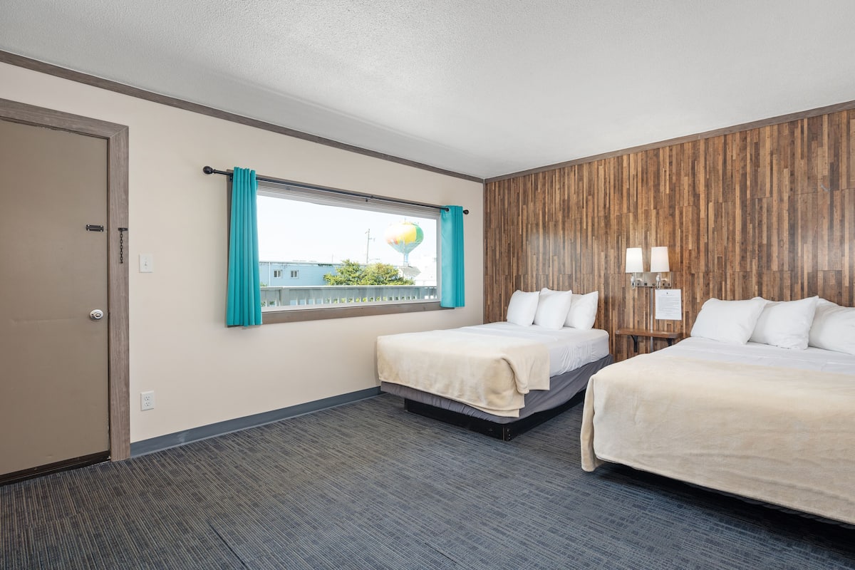 Standard Room, 2 Double Beds