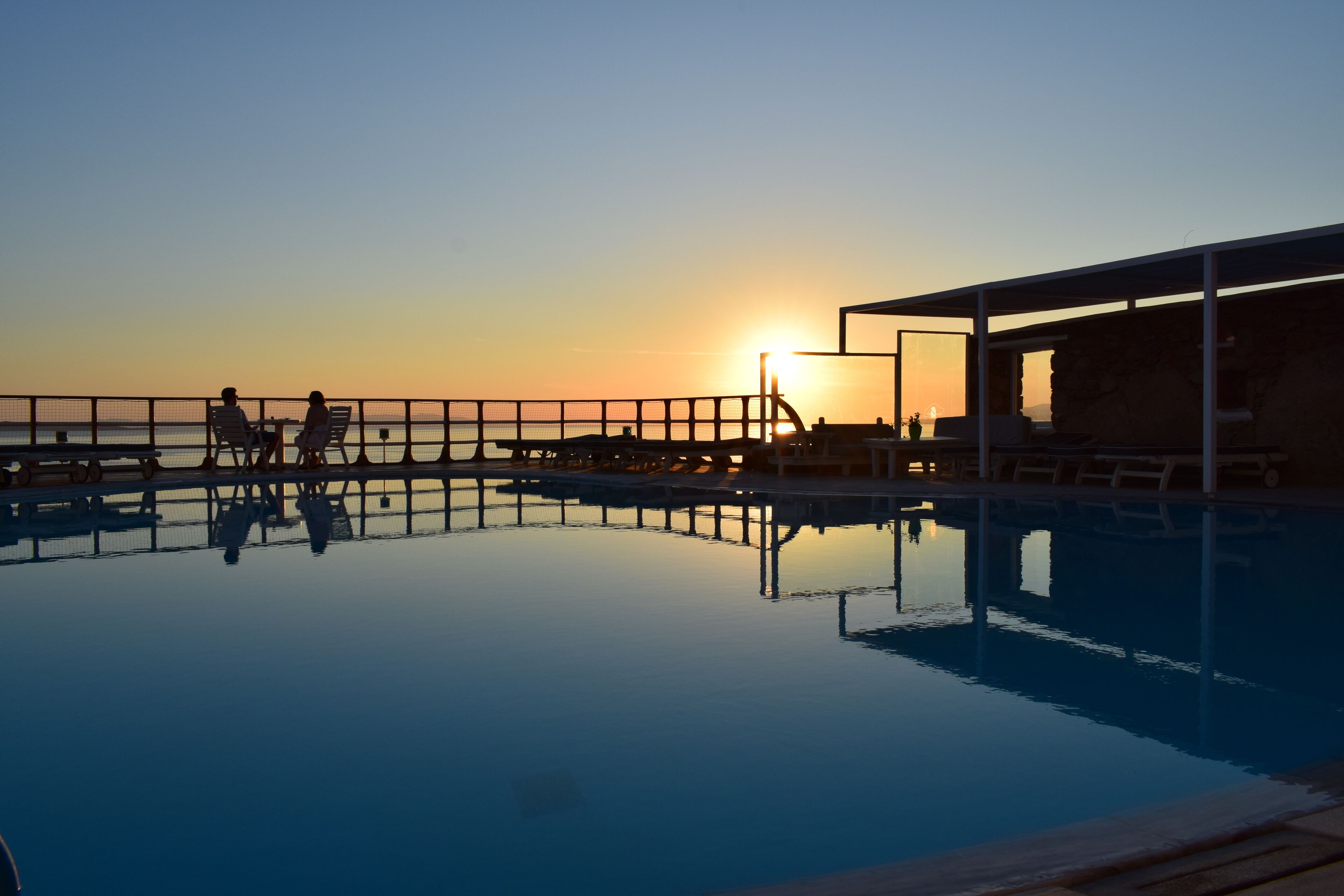 seasonal outdoor pool, open 9:00 am to 7:30 pm, pool loungers