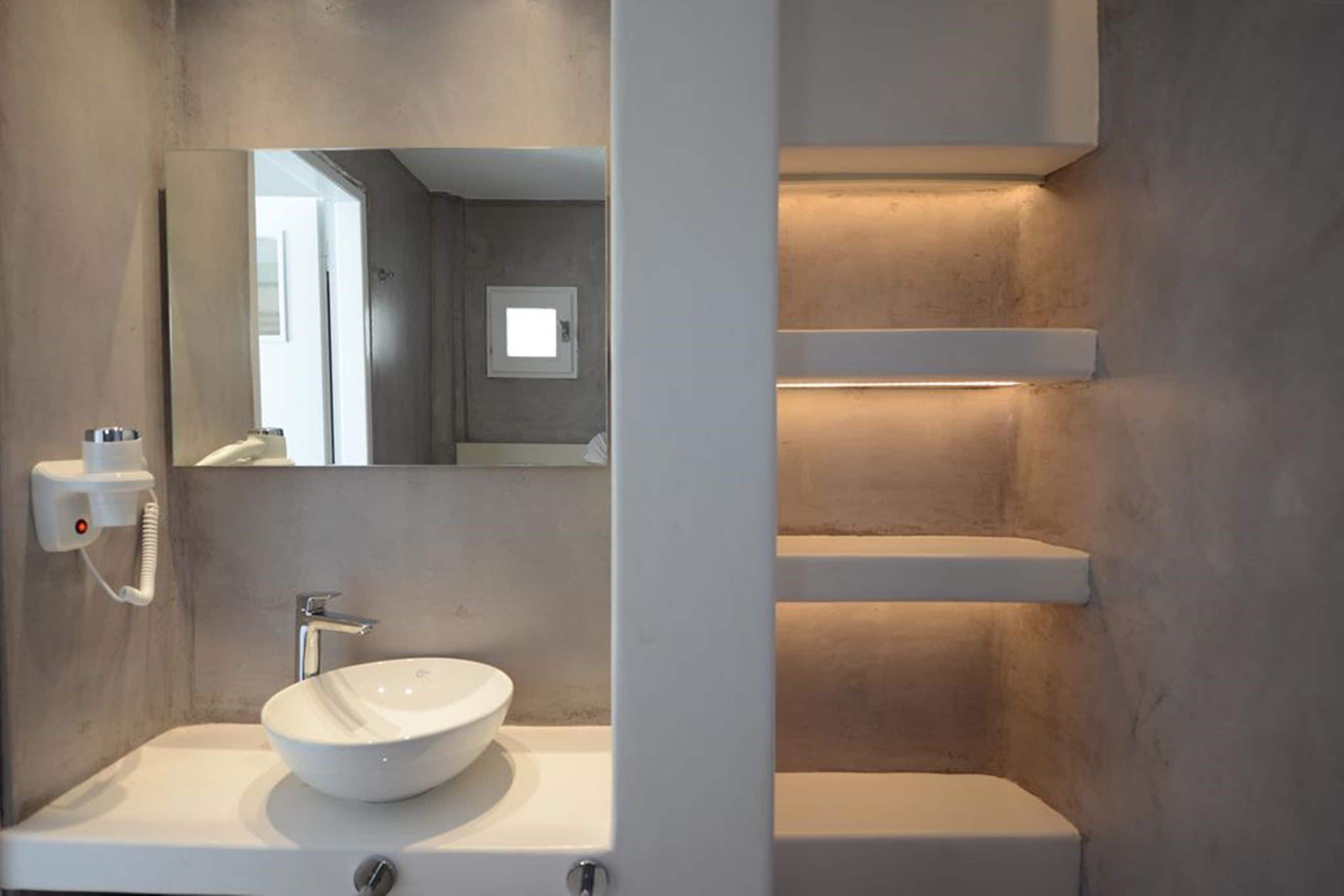 suite, sea view | bathroom | hair dryer, towels