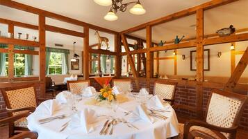 Frühstück, Mittagessen, Abendessen, internationale Küche