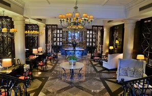 Lobby - Cape Royale Luxury Suites (Cape Town)