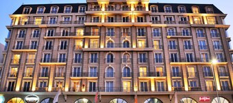 Cape Royale Luxury Suites