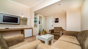 Suite Room | Minibar (some free items), in-room safe, desk, laptop workspace - Gypsophila Club Marine (Kemer)