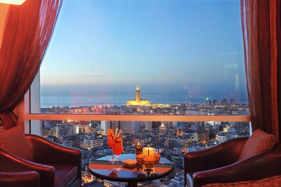 Hotel Kenzi Tower