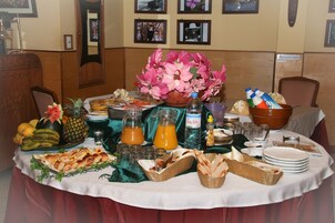 Free continental breakfast