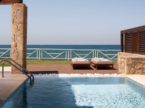 In-room safe, desk, soundproofing, free WiFi - Ikaros Beach Resort & Spa - Adults Only (Hersonissos)
