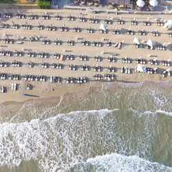 Private beach, sun-loungers, beach umbrellas, beach towels