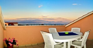 Deluxe Apartment, Terrace, Sea View (4+3) | Terrace/patio
