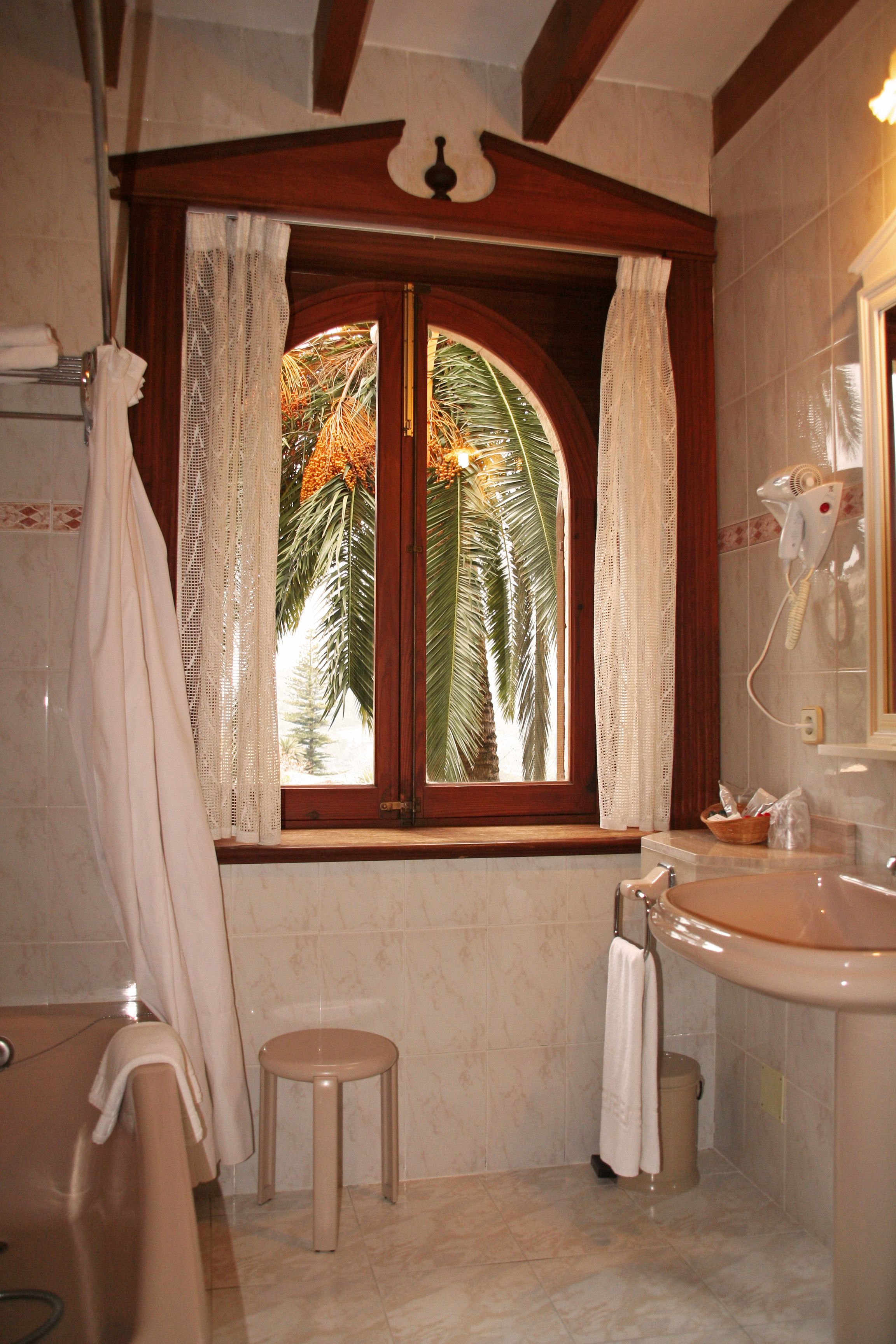 junior suite | minibar, in-room safe, free cots/infant beds, free wifi