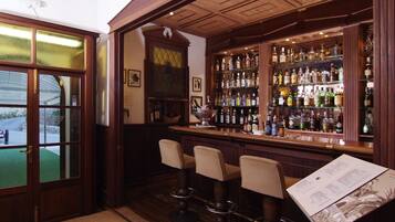 Bar (in der Unterkunft)